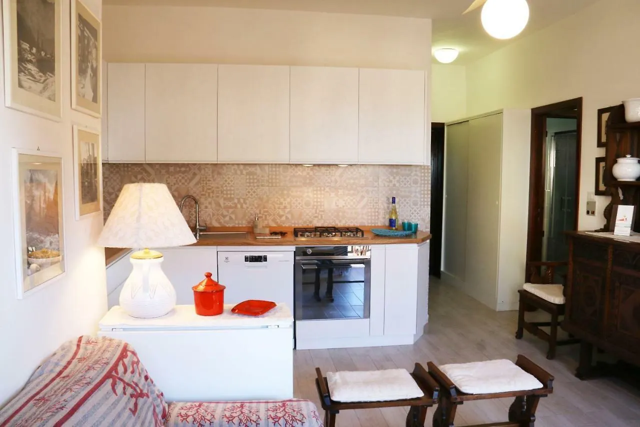 Prázdninový dům Vila Sardinia Re-Casa Elena Alghero Itálie