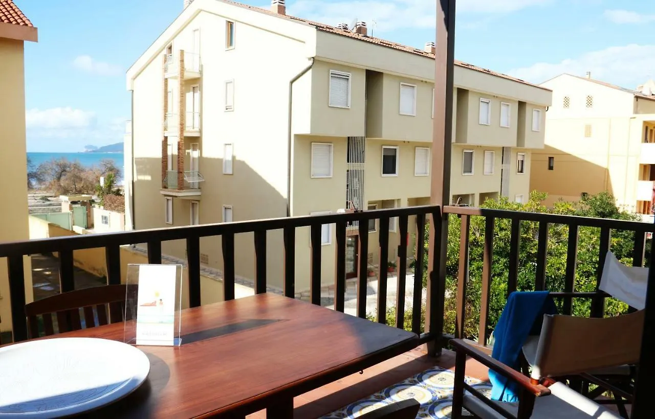 Vila Sardinia Re-Casa Elena Alghero 0*,  Itálie